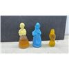 Image 10 : Two Italian Genuine Alabaster Floral Trinket Boxes, Miniature Ceramic Shoes & More