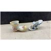 Image 12 : Two Italian Genuine Alabaster Floral Trinket Boxes, Miniature Ceramic Shoes & More