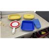 Image 6 : Aerolatte Handheld Milk Frother, Egg Cups, Weight Watcher Scale, Salt, Pepper Shakers & More