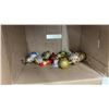 Image 2 : Assortment of Christmas Decorations Including Ornaments, Plush Snowmen, Plates, and More