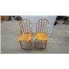Image 1 : Pair of Wooden Bow-Back Windsor Dining Chairs with Spindle Back and Turned Legs