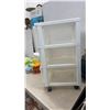 Image 3 : 3-Drawer Rollable Storage System 16 1/2 x 13 1/4 x 26 1/2", Plastic Cutlery, Tupperware Style
