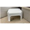 Image 6 : Rubbermaid Roughneck Canister Model 2875, 8-Gallon, Plastic Storage Containers, Tupperware Style
