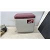 Image 2 : Coleman Super Oscar Cooler, Flashlights, Work Light and More