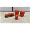 Image 5 : Vintage Tomato-Shaped Red Ceramic Tea Set with Teapots, Cups, Shakers, Creamer, and More