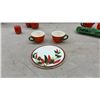 Image 9 : Vintage Tomato-Shaped Red Ceramic Tea Set with Teapots, Cups, Shakers, Creamer, and More