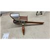 Image 4 : Antique Underwood Handheld Stereoscope Viewer With Wooden Handle and Etched Metal Hood, 1901