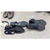 Image 6 : Assorted Women's Shoes Including SAS Leather, East West, Giuseppe Marino Pumps, Sandals and More