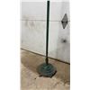 Image 3 : Antique Cast Iron Ornate Scrollwork Plant, Lantern, or Bird Feeder Stand With Decorative Base
