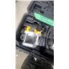 Image 3 : DeWalt DW616PKR 1 3/4 HP Fixed-Base/Plunge-Base Router Combo Kit with Case Missing Collet Nut