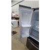 Image 10 : LG French Door Refrigerator with Bottom Freezer, Black Stainless Steel 68 x 30 x 31"