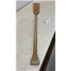 Image 5 : Wedco Red Portable Marine Gasoline Fuel Tank and Wooden Boat Paddle