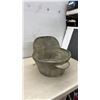 Image 8 : Vintage Rub-A-Tub Prov. Pat. No. 25762 Galvanized Metal Wash Tub with Soap Holder