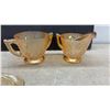 Image 2 : Carnival Glass Lot: Ruffled Bowl, Creamer & Sugar, 3 Small Bowls, 6 Plates, & More