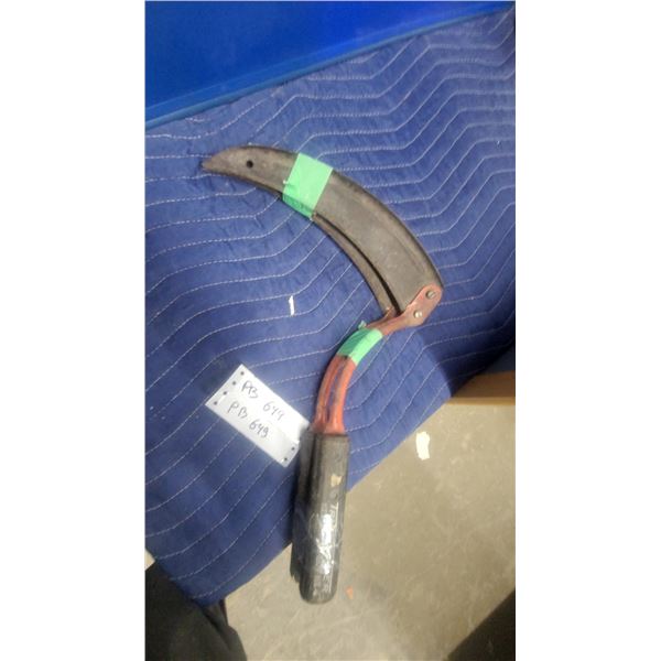 True Temper Hand Sickle 2x