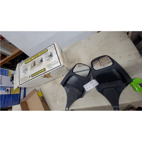 Custom Towing Mirror Ltd. Model 1500 Custom Towing Mirrors for 1988 and Up Chevy Silverado C/K