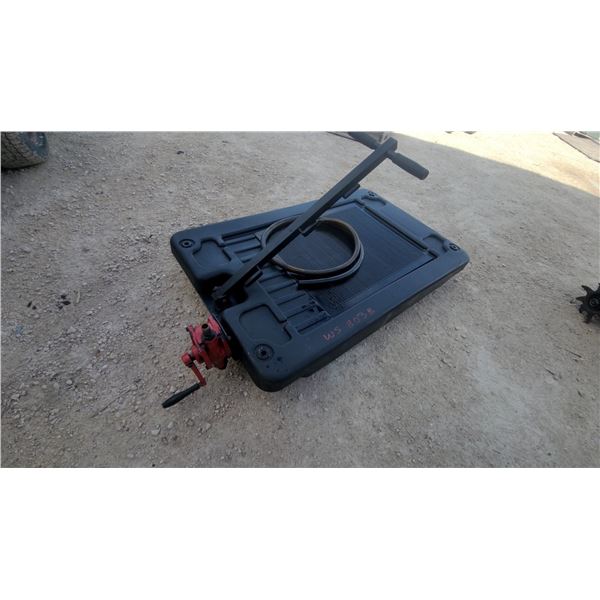 Portable Oil Drain Pan with Red Manual Hand Pump and Pulling Handle, Model WS 803B