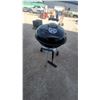 Image 1 : Weber Original Kettle Charcoal Grill with Wheels and Grill Brush