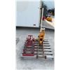 Image 1 : Motorcycle Lift Jack & Seized Large Yellow Floor Jack