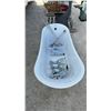 Image 2 : Fiberglass Clawfoot Bathtub, Chrome Faucet, Shower Head, & Four Claw Feet