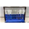 Image 3 : Cased Mid-Century Silver-Plated Flatware Set With Serving Pieces and Collector Spoons and More