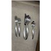 Image 6 : Cased Mid-Century Silver-Plated Flatware Set With Serving Pieces and Collector Spoons and More