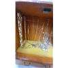 Image 9 : Wooden Wall Cabinet, Vintage Table Lamps, GE Autoset Clock Radio, Accordion Rack Jewery Box