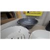 Image 2 : Vintage Graniteware Speckled Enamel Stockpot with Nested Enamelware Pieces