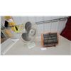 Image 1 : Black & Decker Radiant Heater and Super 3-Blade Oscillating Table Fan