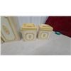 Image 5 : Vintage Lincoln Beautyware Cream Bread Box and 4-Piece Canister Set, 1950s-1960s