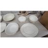Image 7 : Grindley "Cream Petal" Dinnerware Set with Green and Gold Trim, Plates, Cups