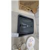 Image 5 : Sunbeam 3-Speed Portable Mixer, Floral Dinnerware Set with Plates and Mugs, Cooking Sheets