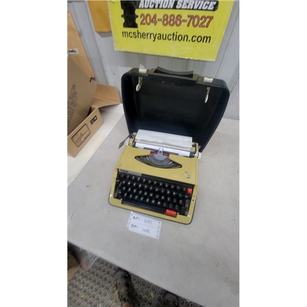 Vintage Brother Pioneer Portable Typewriter With QWERTY Keyboard and Black Carrying Case