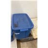 Image 3 : 7 Polly Totes with Lids