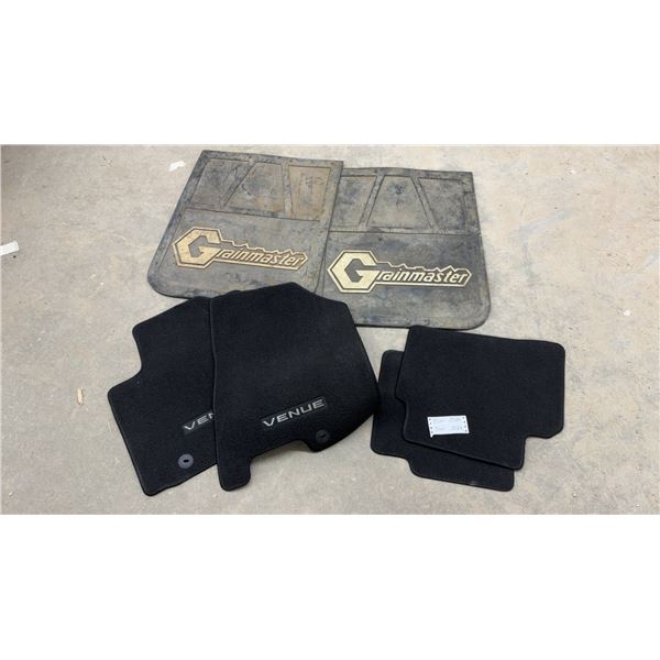 Grainmaster Mud Semi Flaps & Hyundai Venue Floor Mats