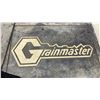 Image 5 : Grainmaster Mud Semi Flaps & Hyundai Venue Floor Mats