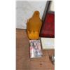 Image 2 : Audrey Carlan "Calendar Girl" Book, Floral Wall Art, Landscape Canvas, & More