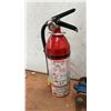 Image 3 : Fire Extinguisher & Hydraulic Floor Jack