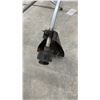 Image 3 : 2 Weed Trimmers; Weed Eater FeatherLite XT 200 Trimmer, IDC 580 Supreme Power Equipment