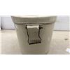 Image 5 : Medalta Potteries Ltd. 5 Gallon Imperial Stoneware Crock with Wire Bail Handles, Circa 1920s-1940s