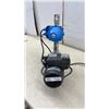 Image 2 : Burcam 3/4 Horsepower Shallow Water Pump Model 506532SS With Automatic Pump Controller
