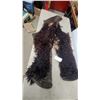 Image 3 : Pair of Vintage Wooly Buffalo Chaps with Dark Shaggy Fur, Leather Backing