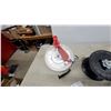 Image 3 : Pair of Wire Winding Reels for Electric Fence Wire, White with Red and Black with Green/Yellow