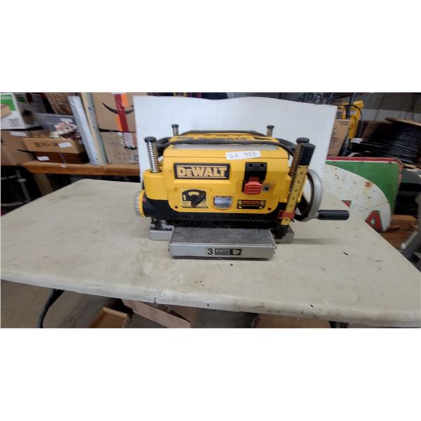 DeWalt DW735 13" Two-Speed Thickness Planer with Three-Knife Cutter Head