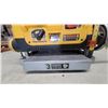 Image 3 : DeWalt DW735 13" Two-Speed Thickness Planer with Three-Knife Cutter Head