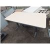Image 1 : 4 5ft Tables