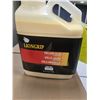 Image 1 : Two 3.78 L Jugs Of Yellow Glue