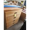 Image 1 : 4 Drawer Dresser
