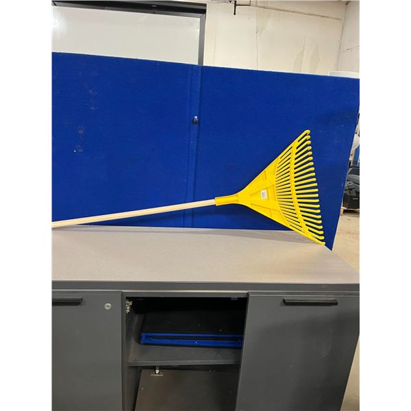 Plastic Fan Rake