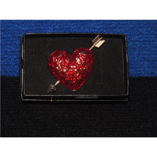 Heart With an Arrow w/ Gold Tone